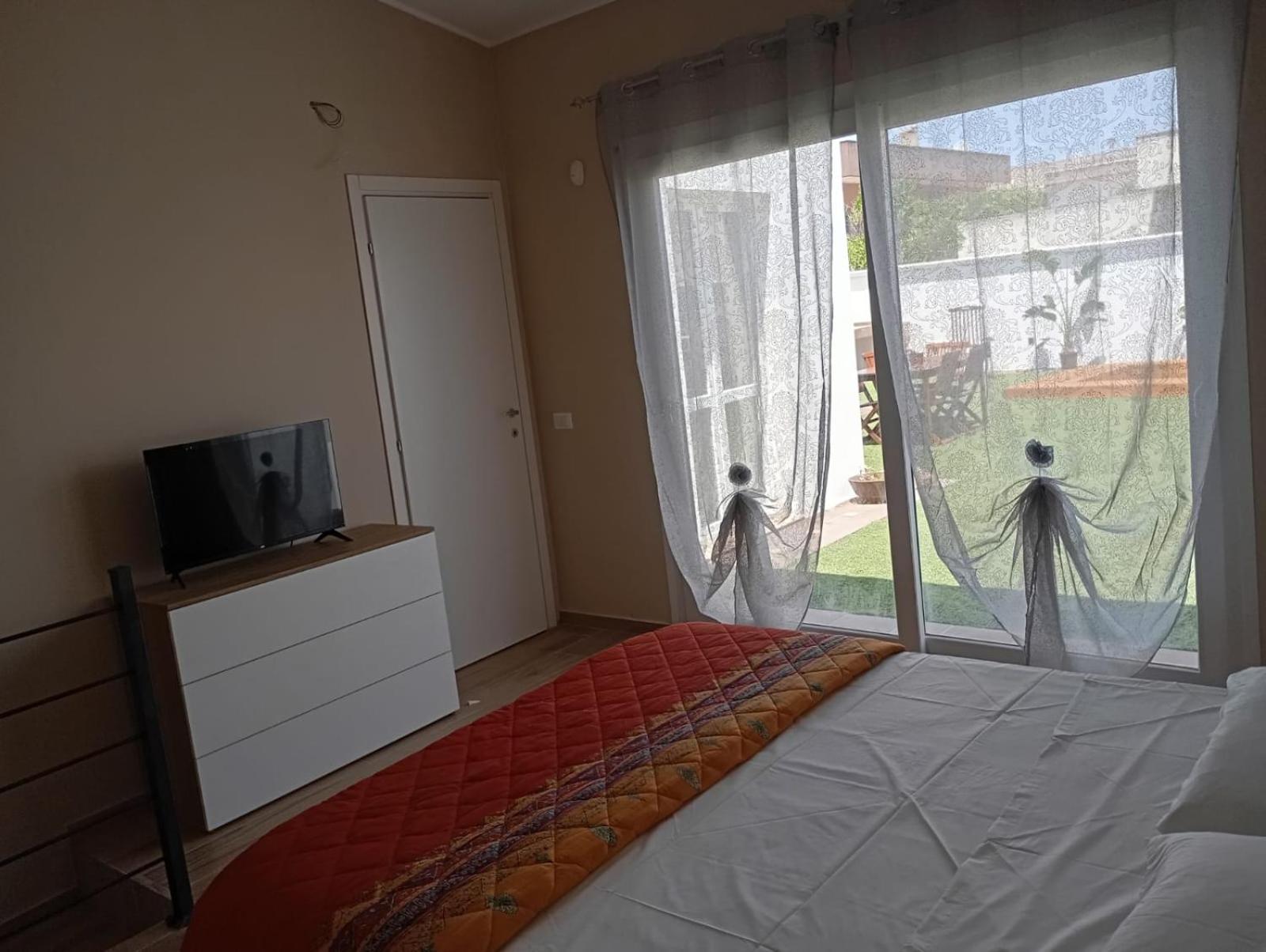 Вілла Bed & Relax Ліццано Екстер'єр фото